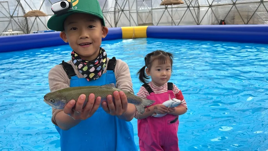 양평빙송어축제에서 겨울 낚시와 농촌 체험 즐기기