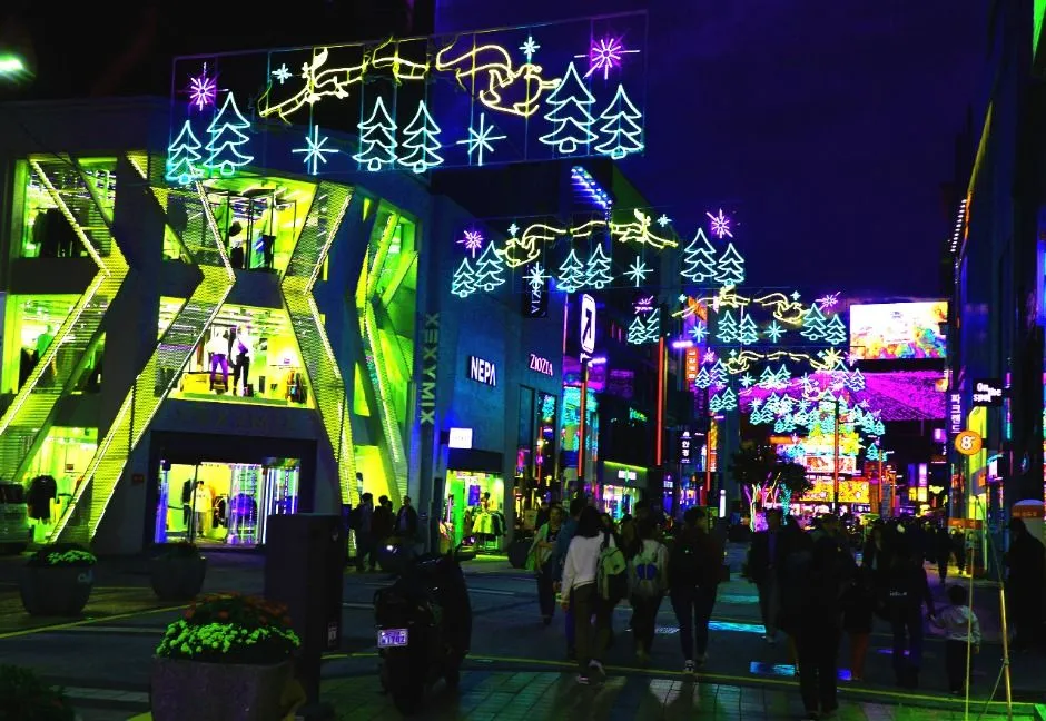 부산 광복로 겨울빛 트리축제, 도심 속 겨울밤 산책